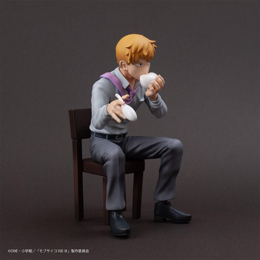 Mob Psycho 100 III x Bunbougu Cafe 2022 PVC Statue Arataka Reigen 14 cm - The Happy Toy Store