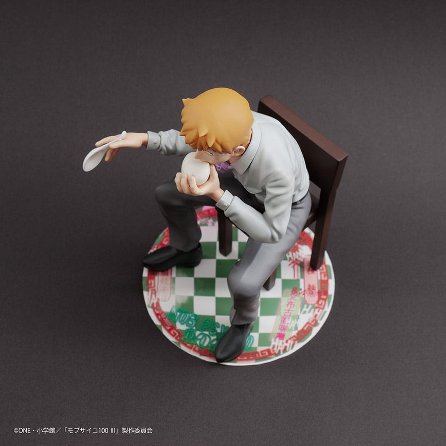 Mob Psycho 100 III x Bunbougu Cafe 2022 PVC Statue Arataka Reigen 14 cm - The Happy Toy Store