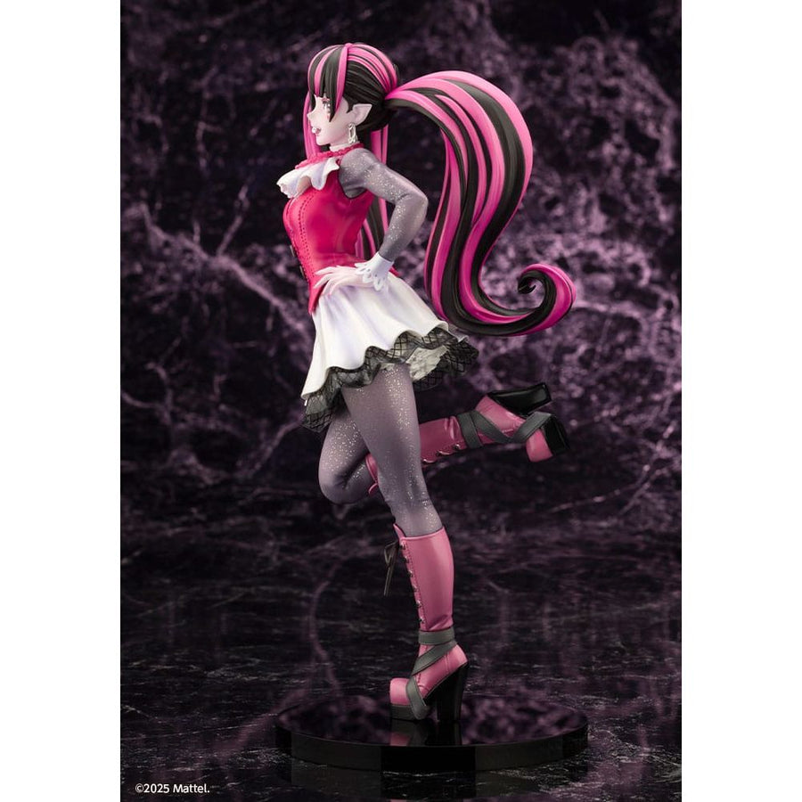 Monster High Bishoujo PVC Statue 1/7 Draculaura 26 cm - The Happy Toy Store
