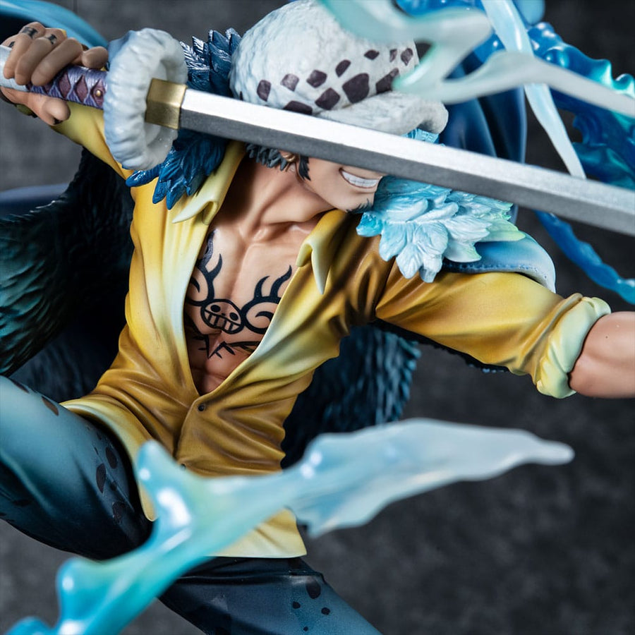 One Piece Portrait Of Pirates WA - MAXIMUM PVC Statue Trafalgar Law The Surgeon of Death Awaken Ver. 27 cm - The Happy Toy Store