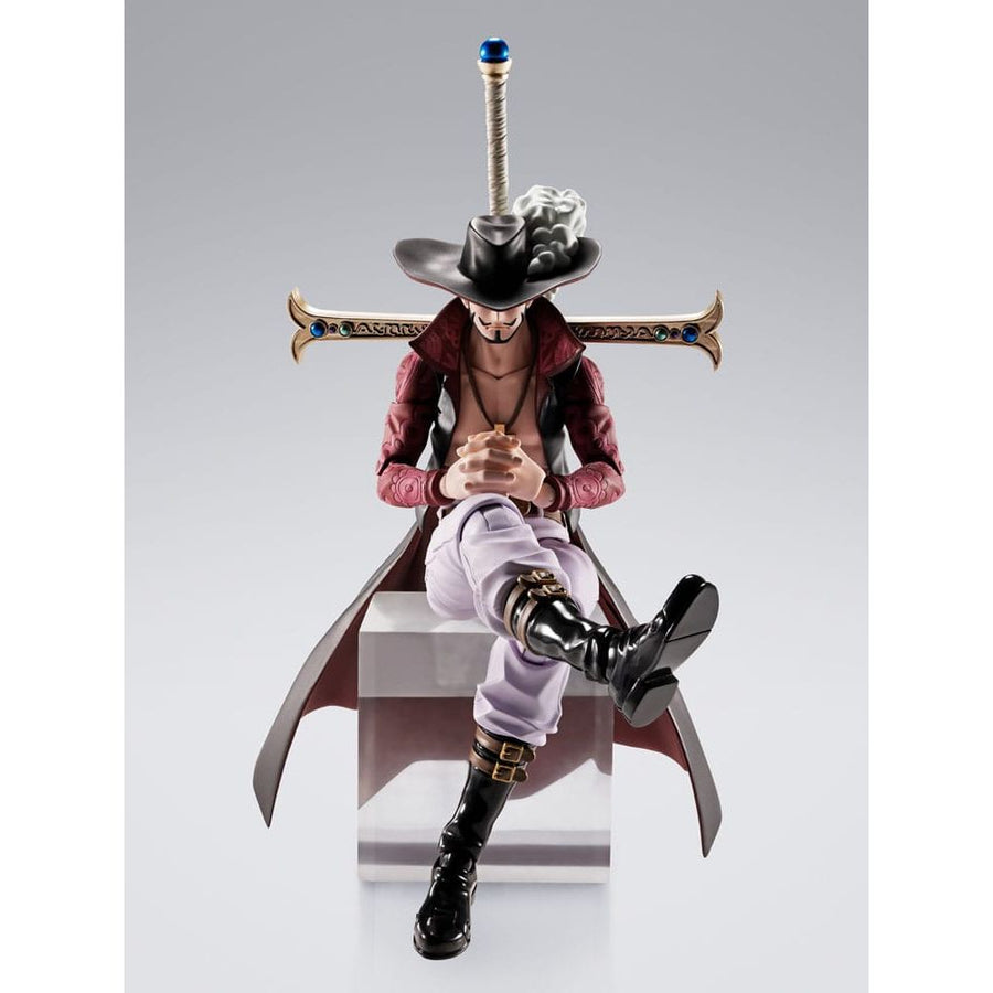 One Piece S.H.Figuarts Action Figure Dracule Mihawk Hawkeye 17 cm - The Happy Toy Store
