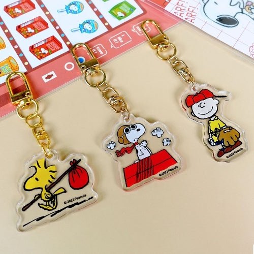 Peanuts Snoopy & Friends Key Chain Bag Charm Blind Capsule - The Happy Toy Store