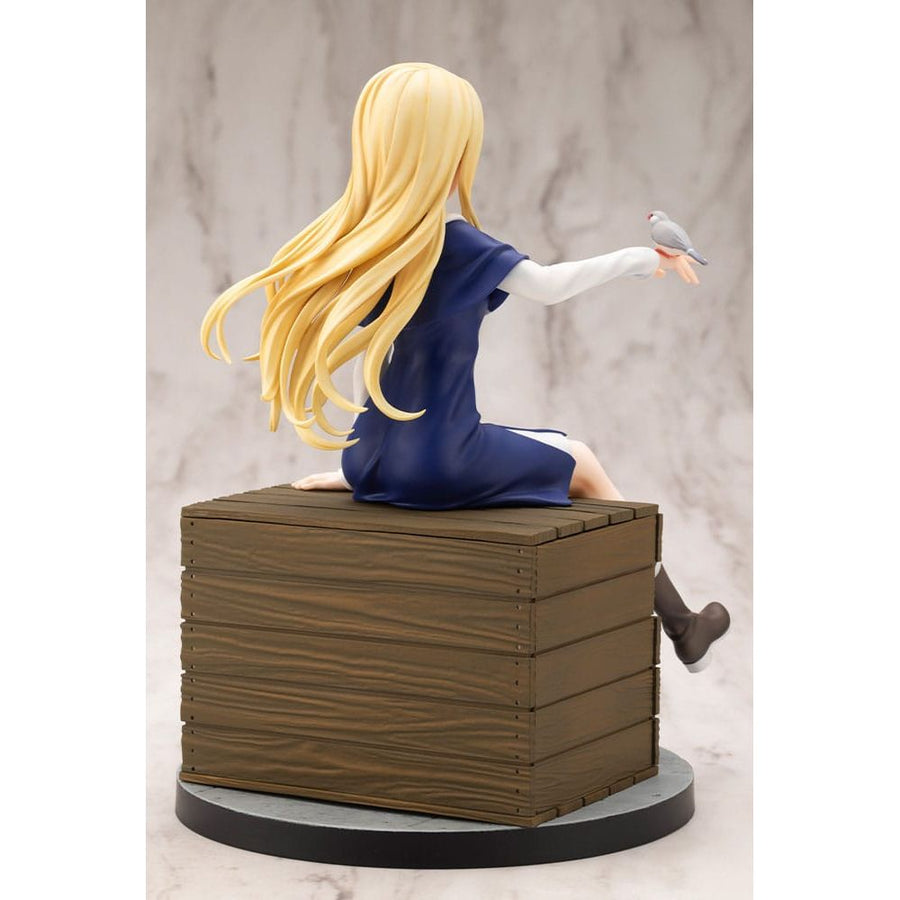 Sasaki and Peeps PVC Statue 1/7 Elsa 19 cm - The Happy Toy Store