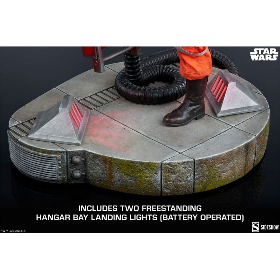 Star Wars Premium Format Statue Luke Skywalker & X - Wing: Red Five, Standing By 76 cm - The Happy Toy Store