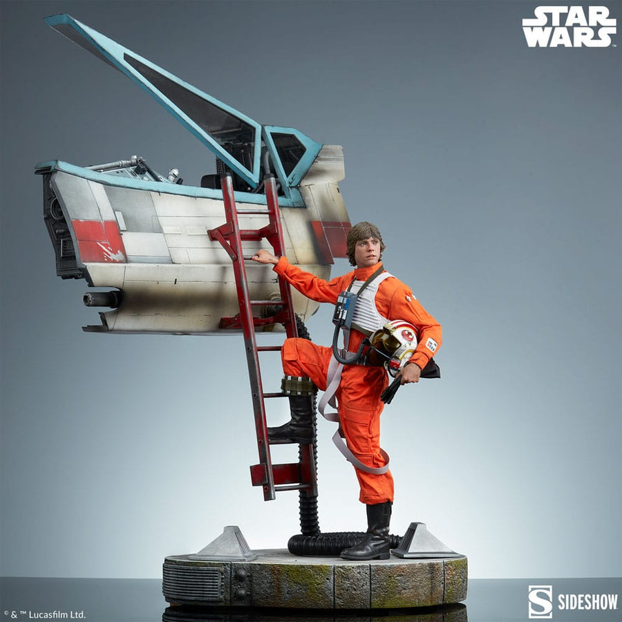 Star Wars Premium Format Statue Luke Skywalker & X - Wing: Red Five, Standing By 76 cm - The Happy Toy Store