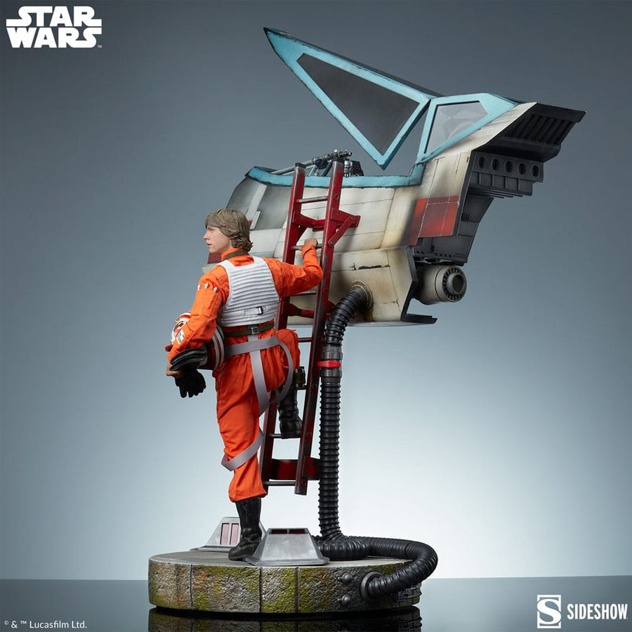 Star Wars Premium Format Statue Luke Skywalker & X - Wing: Red Five, Standing By 76 cm - The Happy Toy Store
