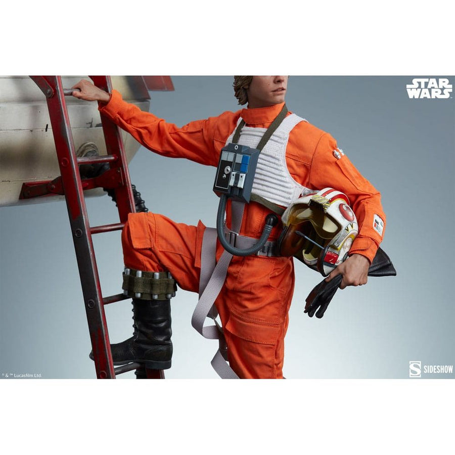 Star Wars Premium Format Statue Luke Skywalker & X - Wing: Red Five, Standing By 76 cm - The Happy Toy Store