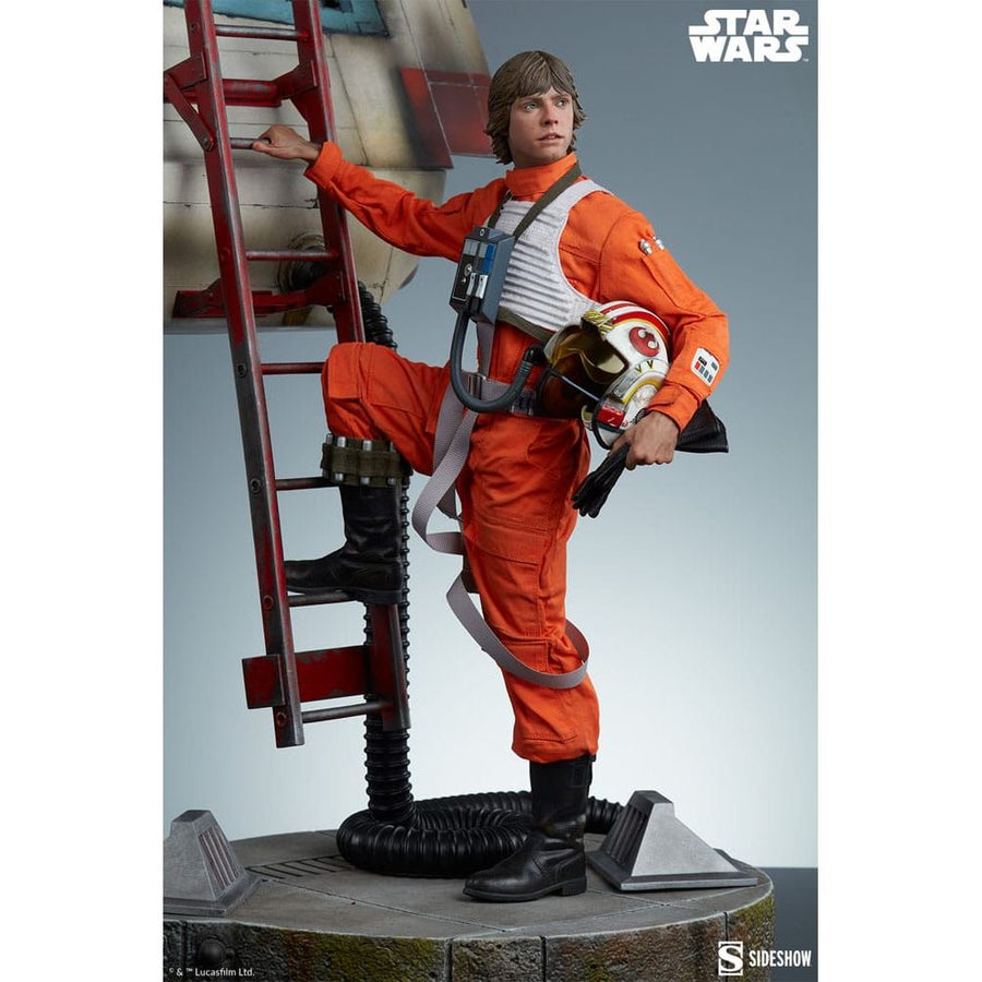 Star Wars Premium Format Statue Luke Skywalker & X - Wing: Red Five, Standing By 76 cm - The Happy Toy Store