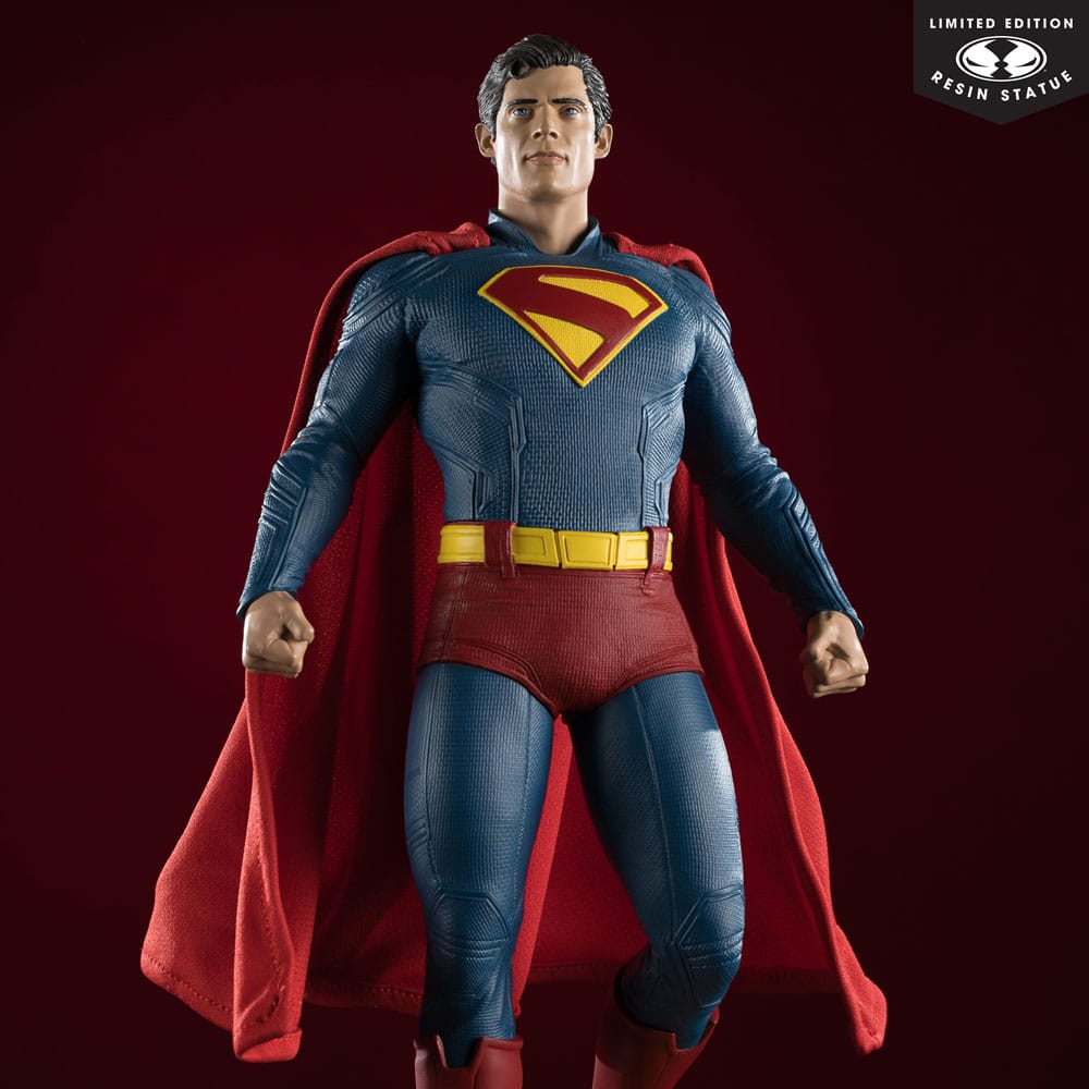 Superman (2025) DC Direct 1/6 Statue Superman 35 cm - The Happy Toy Store
