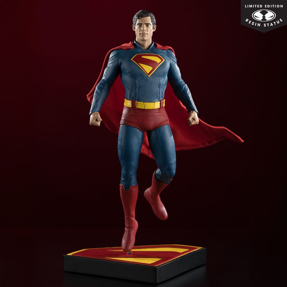 Superman (2025) DC Direct 1/6 Statue Superman 35 cm - The Happy Toy Store