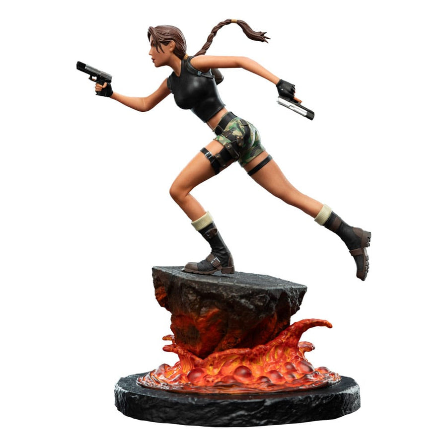 Tomb Raider Mini Statue Lara Croft: The Sanctuary of Flame 18 cm - The Happy Toy Store