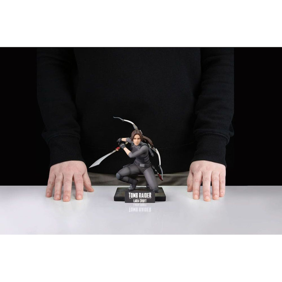 Tomb Raider PVC Statue The Legend of Lara Croft 19 cm - The Happy Toy Store