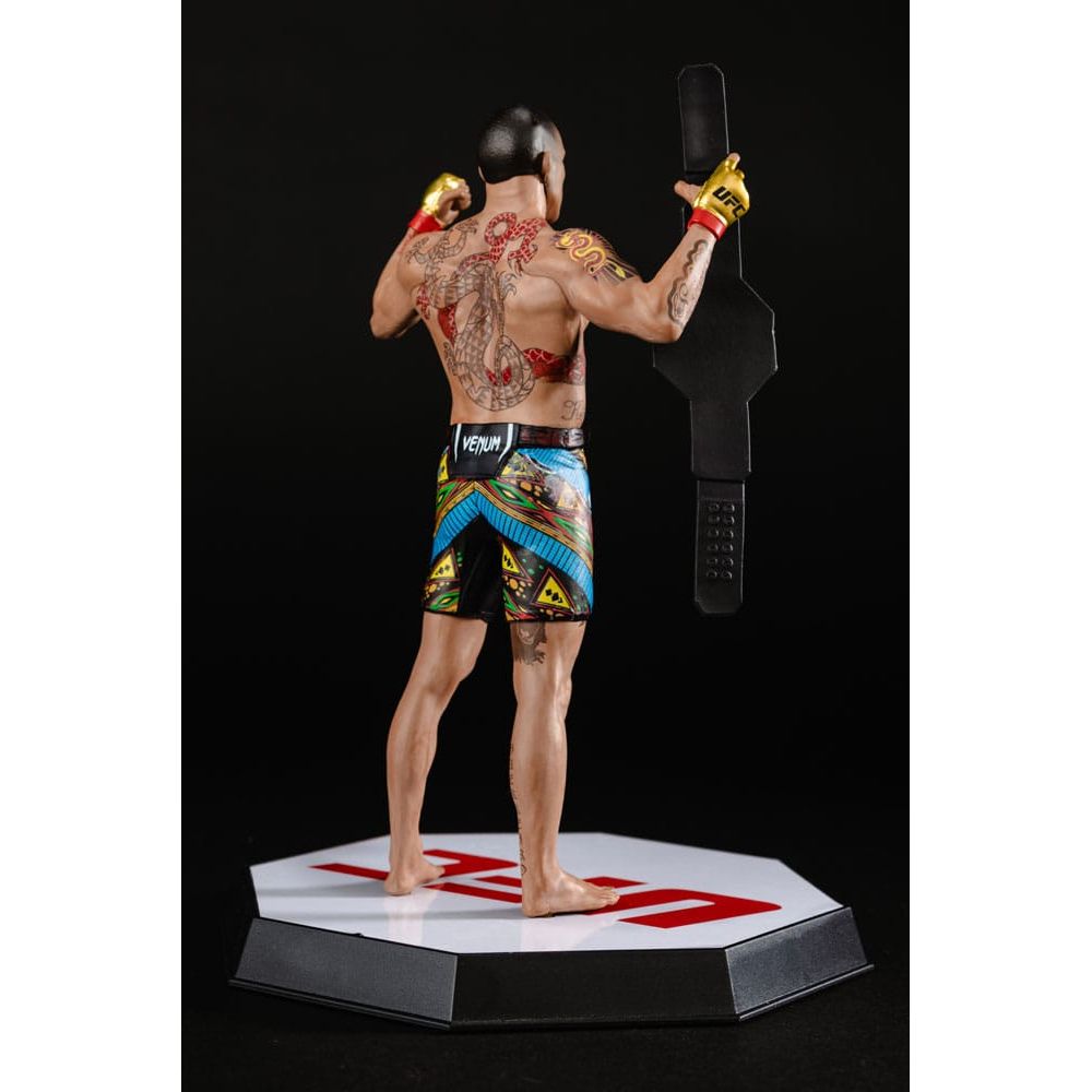 UFC Posed PVC Statue Alex Pereira 18 cm - The Happy Toy Store