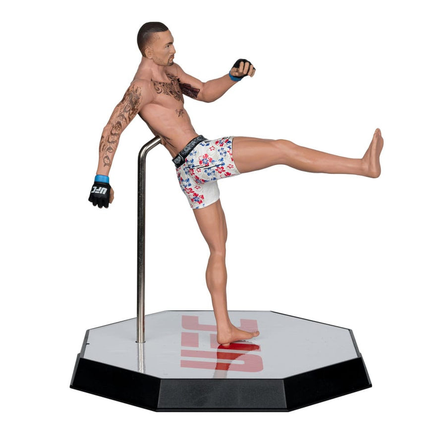 UFC Posed PVC Statue Max Holloway 18 cm - The Happy Toy Store